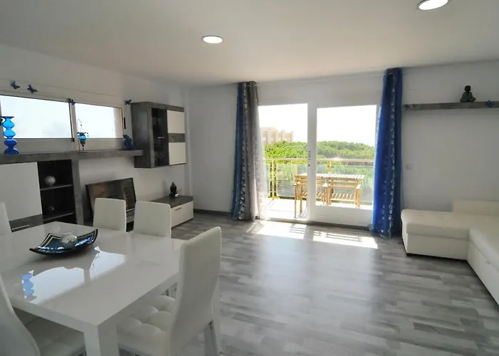 Homeholidaysrentals Solmar *